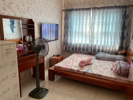 Tôi cho thuê căn hộ chung cư Tân Hương Tower 2PN, 2WC. Giá 8 triệu/tháng, 77m2, 2 phòng ngủ, 2 toilet
