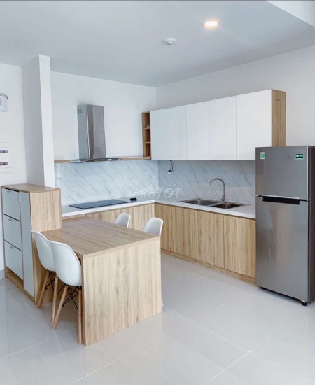 Cho thuê căn hộ chung cư 3 phòng ngủ, 84m2, full nội thất tại chung cư Sunrise Riverside