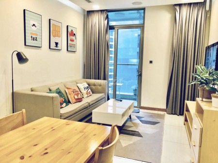 Căn hộ cao cấp, full nội thất, đủ tiện ích, 70m2, tại chung cư Vinhomes Central Park