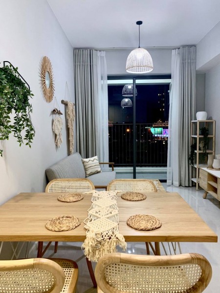 Chủ nhà gửi cho thuê căn hộ Masteri An Phú 2 phòng ngủ lầu trung thoáng mát, dt 70m2