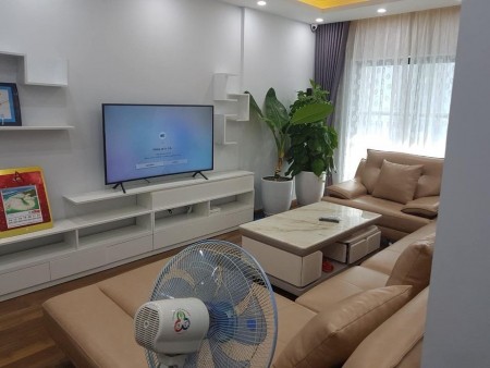 Cho thuê nhanh căn hộ tại Goldmark City tầng trung thoáng mát, 93m2, 3pn, giá 18 triệu/tháng