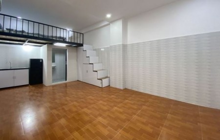 Chính chủ cho thuê căn hộ dịch vụ gần Đại Học Bách Khoa Quận 11 giá chỉ 5 triệu 7 có gác lửng