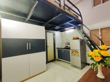 Gần trường Cao Đẳng cho thuê căn hộ dịch vụ có gác lửng Quận Phú Nhuận giá chỉ 4 triệu full nt