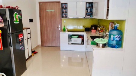 Em có căn bên Vinhomes Smart city cần cho thuê: 2PN, 1WC, Đồ cơ bản, Giá 7tr5/tháng