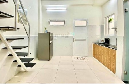 Gần Đại học Bách Khoa Quận 10 cho thuê căn hộ dịch vụ giá rẻ 5,2 triệu/ tháng đủ nt