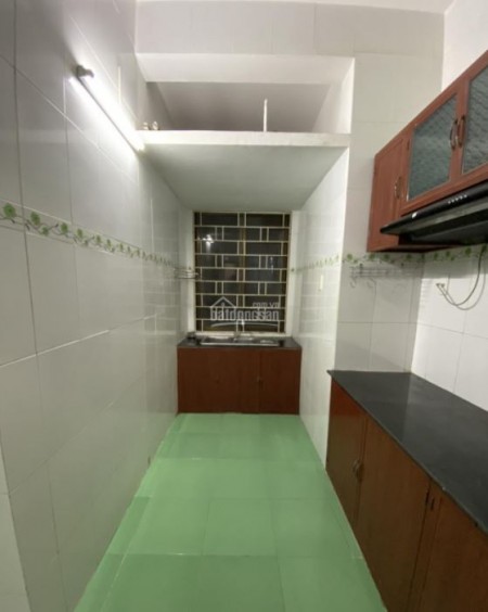 Chung cư lô B2 590 CTM8 cho thuê căn hộ góc 2 mặt tiền đủ nt giá rẻ 9 triệu/ th