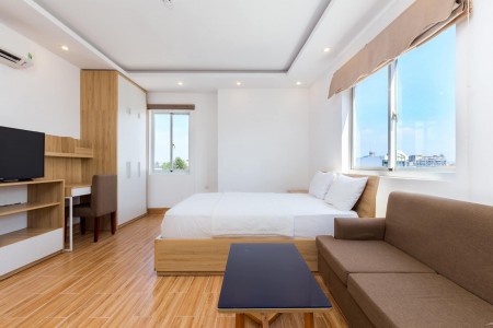 Studio 2 cửa sổ đón sáng full nội thất tại Phú Nhuận
