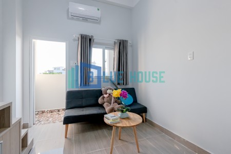 Căn hộ duplex ban công mới xây. Full nội thất, máy giặt riêng. Gần Âu Cơ - Lạc Long Quân