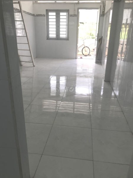 Cho thuê căn hộ 35m2 có gác lửng ở Quận 5 giá rẻ 4,5 triệu/ tháng