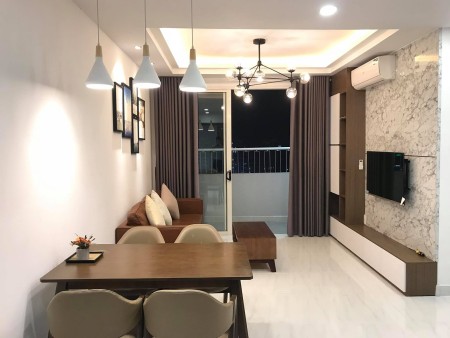 Cần cho thuê gấp căn hộ 203 Nguyễn Trãi  Quận 1, DT : 70 m2,  2PN, có Đủ Nội Thất, Giá : 8 tr/tháng