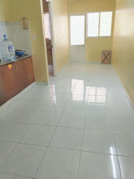 Nguyễn Nhi cho thuê căn hộ 34m2 NTCB ở Quân Bình Tân giá rẻ 3 triệu tháng