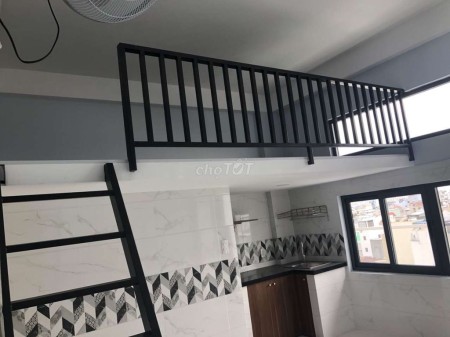 Tuan Viet cho thuê căn hộ 25m2 có gác lửng ở Quận Bình Tân giá rẻ chỉ 3 triệu 2