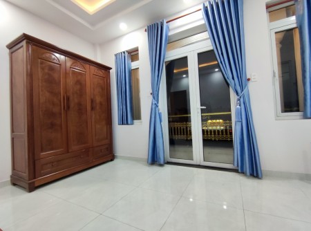 Căn Hộ MiNi Có Cửa Sổ sáng, Ban Công Rộng Rãi, Thoáng Gần Sân Bay Tân Sân Nhất