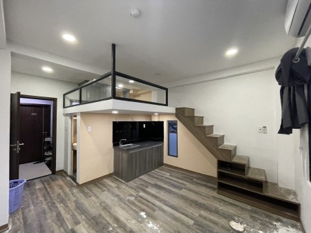 Cho thuê căn hộ có ban công view ngắm hoàng hôn Quận Phú Nhuận, gần Hoàng Sa, Trường Sa