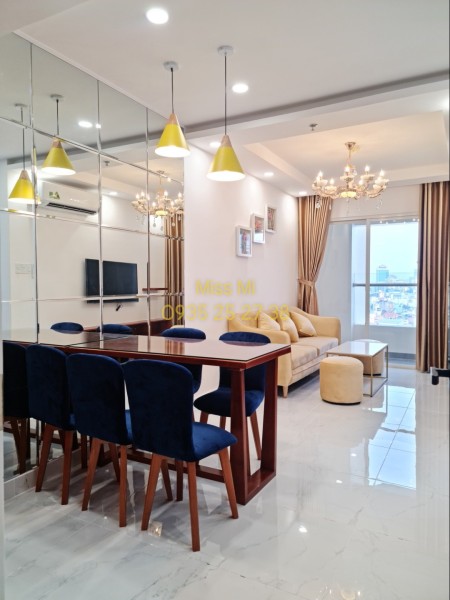 Chính chủ cho thuê căn hộ Terra Royal Quận 3 giá 17.5 triệu/th Nội thất mới 100%. Liên hệ 0902442018