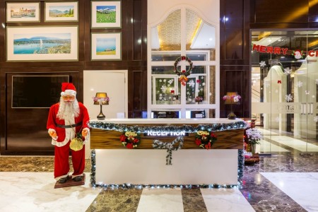 Cho thuê chung cư cao cấp quận 3. Diện tích 76m2, 2pn, 2wc, lầu trung view quận 1 siêu đẹp