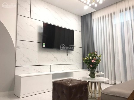 Câng cho thuê gấp CH Saigon South Ressidence PMH, 2PN 2WC. NT cao cấp , Tầng cao , view hồ bơi .