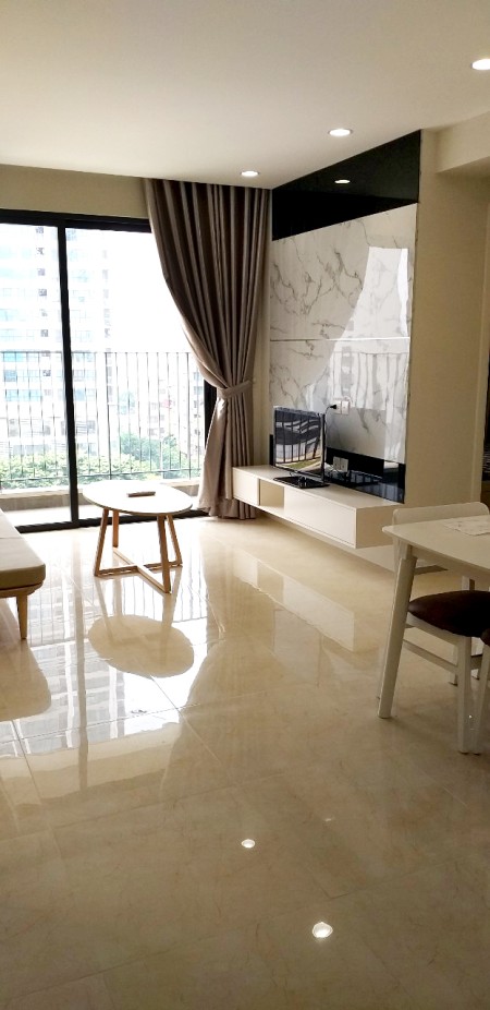 Căn 2 phòng ngủ, 2 WC full đồ giá 13tr Vinhomes D'Capitale. LH 0989346583