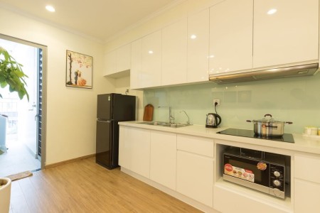 Mình cần cho thuê căn hộ Vip Times City- tòa T10- Diện tích 106m2, Căn hộ chia 3 phòng ngủ, 2 vệ sin