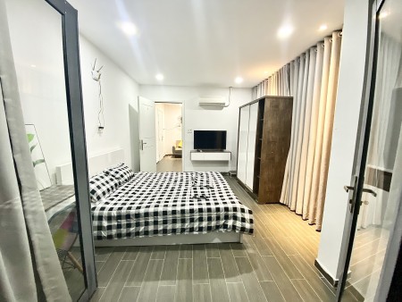 Ch có 1PN riêng 35m2, Có ban công thoáng mát, an ninh. 1 Phòng duy nhất