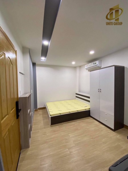STUDIO/Ban công, Nguyễn Công Hoan, Phú Nhuận, Gần Phan Đăng Lưu giao Vạn Kiếp, full nội thất mới