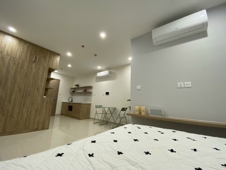 Cần cho thuê căn hộ Studio 1 phòng ngủ Vinhomes Quận 9 có rèm bếp giá rẻ