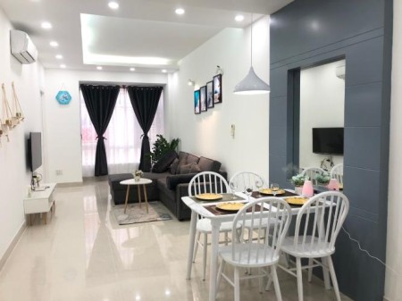 Cho thuê căn hộ Sky Garden Phú Mỹ Hưng - 72m2 - 2PN - 10 triệu/tháng LH 0816596949 Ly