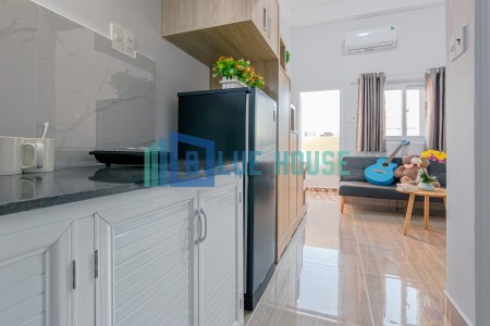 Ban công Full nội thất giá cho thuê 4tr8 đường Khuông Việt bệnh viện Tân Phú