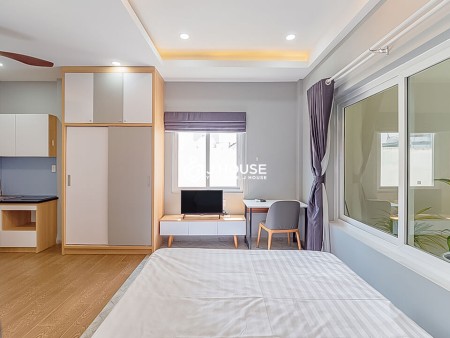 Căn hộ studio - cửa sổ ánh sáng tự nhiên full nội thât, ngay sân bay Tân Sơn Nhất, gần công viên HVT