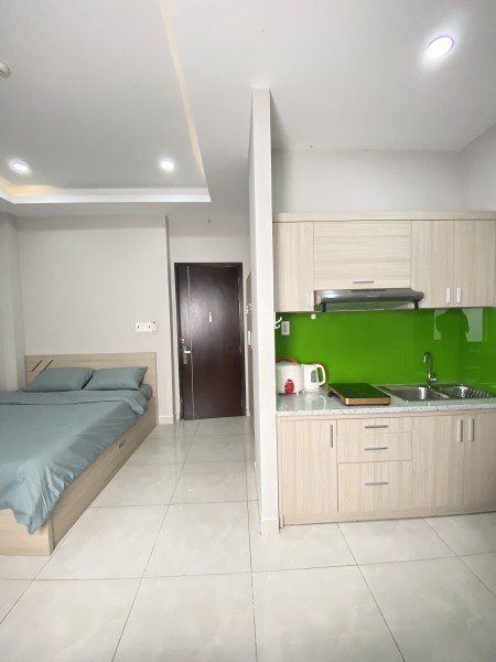 Căn hộ studio - cửa sổ, full nội thất, ngay công viên Hoàng Văn Thụ