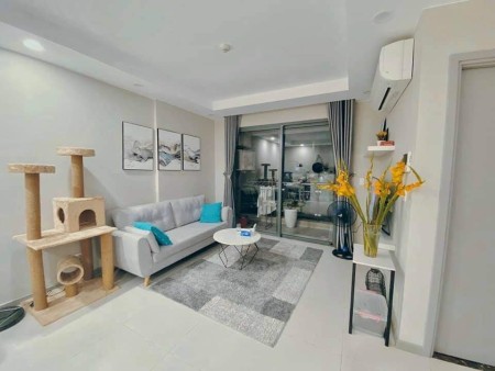 Em còn căn 1pn1wc The Gold View đẹp lung linh giá thì xinh: 13 triệu. LH 0941008392 Châm.