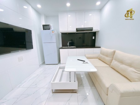 CHDV Studio full nội thất, siêu xinh siêu sang. Ban công thoáng mát. Gần Ga Hoà Hưng