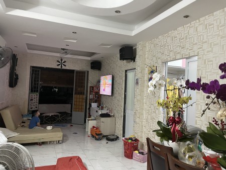 Căn hộ cho thuê 77m2 / 2PN ngay trung tâm Quận 10 tiện ích đi lại. Lh xem nhà 0777050781