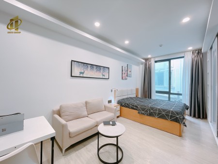 Căn Hộ Mới Tin Cửa Sổ Lớn tại 2 Đường Nguyễn Thị Minh Khai, Phường Đa Kao, Quận 1