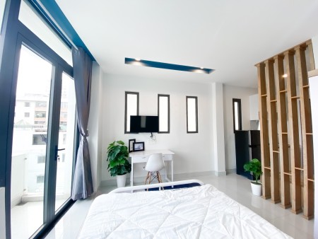 CHDV studio vách ngăn - full nội thất - ban công thoáng mát, ngay coopmart Rạch Miễu.