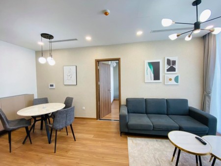 Căn hộ 3PN, 2WC diện tích 95m2 có sẵn đầy đủ nội thất giá 12,5 Triệu/tháng