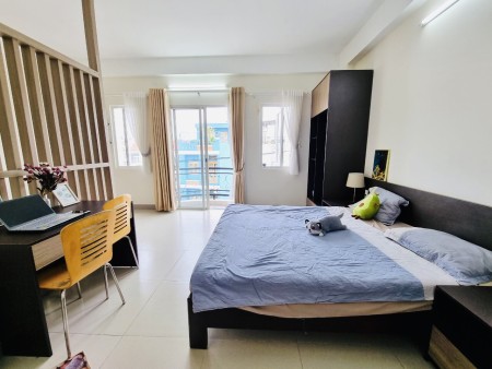 Căn hộ Balcon, 30m2, full nội thất, Quang Trung