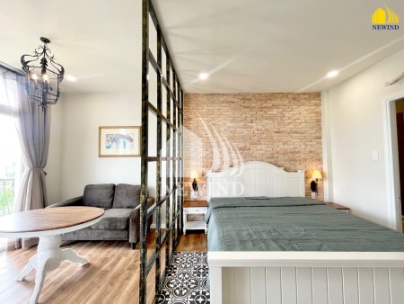 Căn hộ DV Studio, full nội thất, cửa sổ to