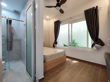 Căn Hộ Cao Cấp Cách Sân Bay 50m2 Full Nội Thất