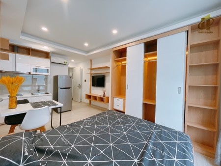 CHDV Studio mới hoàn toàn. Full nội thất, cửa sổ lớn thoáng mát. Ngay Thảo Cầm Viên Sài Gòn