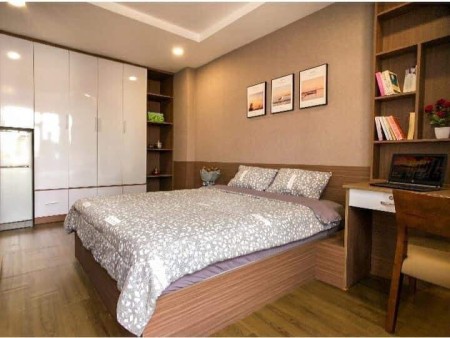 CHDV Studio full nội thất, phòng ngủ vách ngăn. Thiết kế sang trọng. Ngay gần Đài Truyền Hình HVT