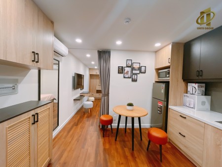 Căn hộ 1PN 55m2 - ban công cực lớn - full nội thất sang trọng - giá lại tốt