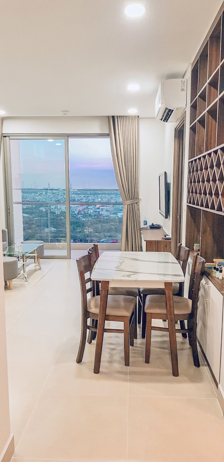 Căn hộ 2PN + 2WC ,hồ bơi tầng 35 View sông Sài Gòn