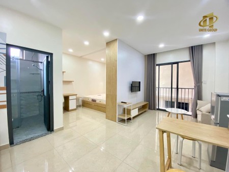 Studio vách ngăn Full nội thất ban công tại KDC Him Lam, cầu Kênh Tẻ Q7