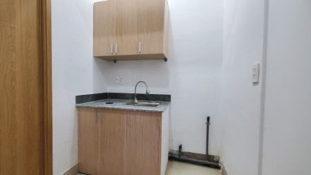 Cho thuê CHDV Studio cửa sổ lớn, bếp riêng ( Free xe) Full Nội Thất