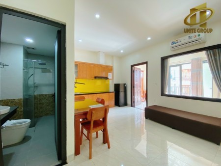 Phòng ngủ riêng, bancon, cửa sổ lớn full nội thất, giá giảm mạnh