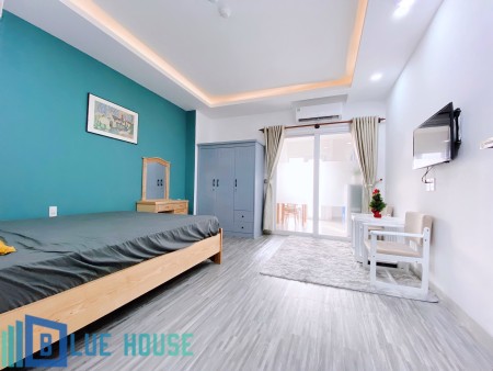 Căn hộ 1PN view Sân Bay, phòng rộng 40m2, FULL nội thất mới xây