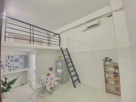 Giảm mạnh còn 3triệu / 3 tháng đầu phòng có gác ngay Sân Bay