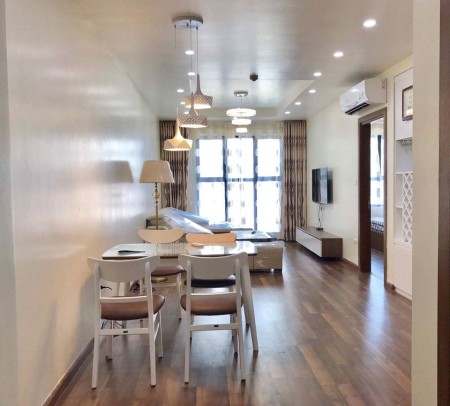 Căn hộ Goldmark City cho thuê căn 80m2, 2 phòng ngủ, 2 toilet full nội thất cao cấp