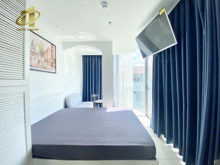Căn hộ Phú Mỹ Hưng Studio full nội thất bancon cửa sổ thoáng mát